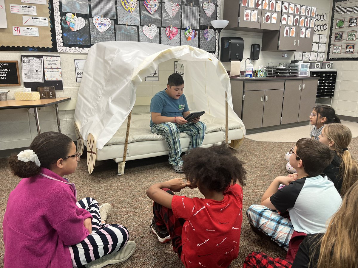 Natalie Sorrell (@mrs__sorrell) on Twitter photo Our adventure west is coming to a close, and these writers loved sharing diary entries from their Oregon Trail journey. π Our adventure west is coming to a close, and these writers loved sharing diary entries from their Oregon Trail journey. π