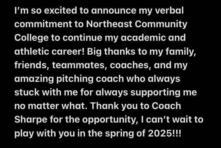 RachelHobbs06's tweet photo. So excited to be a Hawk!!! https://t.co/wPrxPGN8ra