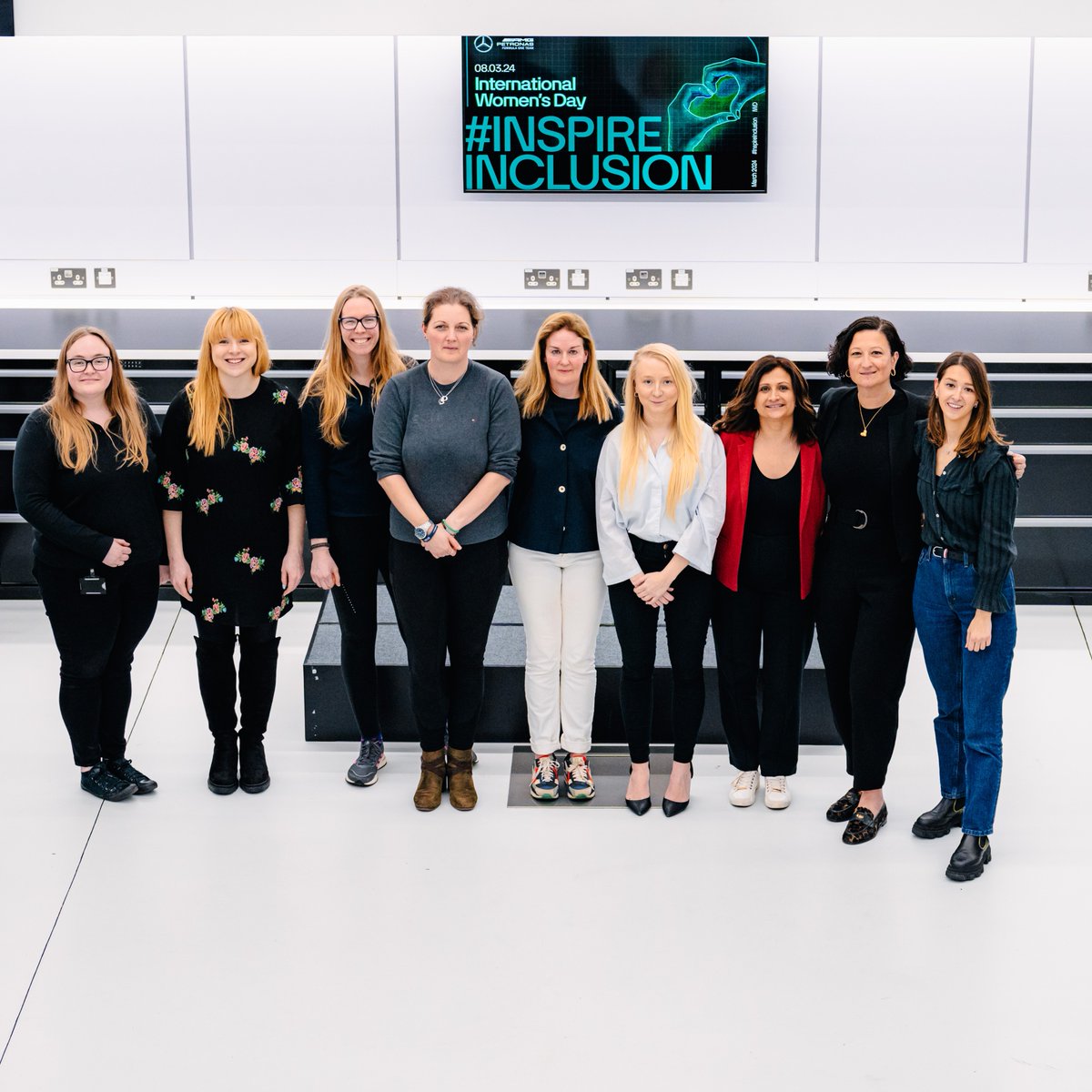MercedesAMGF1's tweet photo. From 'mid-life opportunity' to record-breaker 👏

An inspiring #InternationalWomensDay team talk from Atlantic Ocean rower Helen Butters, on stepping out of your comfort zone and pursuing your dreams 💪

Full story and interview 👇