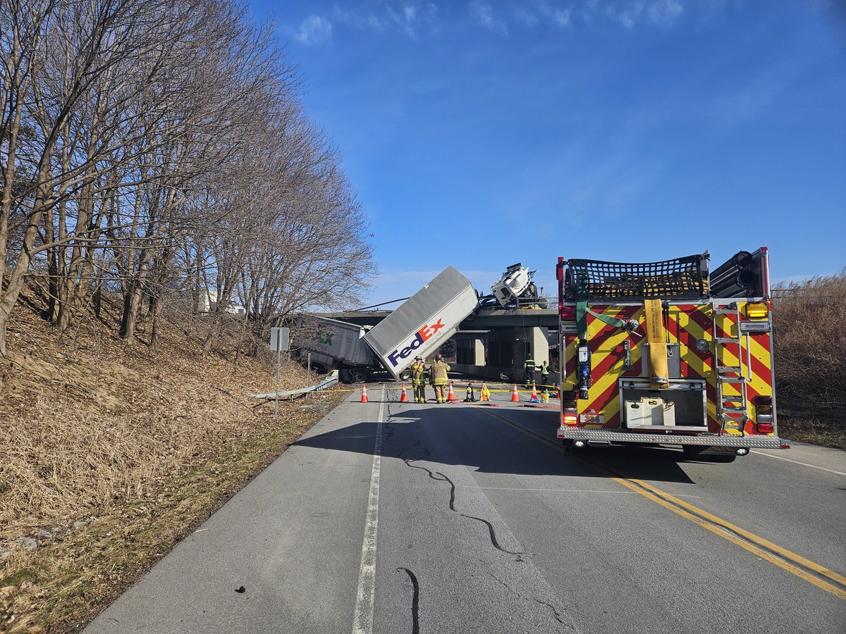 Companies are still working the scene of the crash. 5 people transported by EMS. All minor injuries.