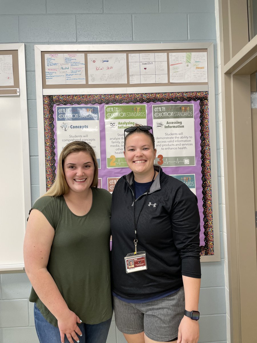 Sara Ives tweet media