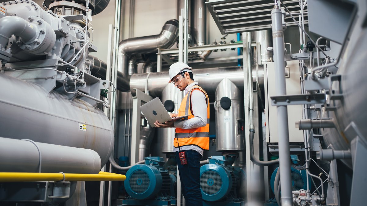 ROKAutomation's tweet photo. Harness the power of AI and stay ahead of unplanned downtime and losses with FactoryTalk Analytics GuardianAI. Learn more at https://t.co/3AJWptvGxS #NewProductsROK #industrialanalytics #NewProductsROK #industrialanalytics https://t.co/j5NZT5R5xg