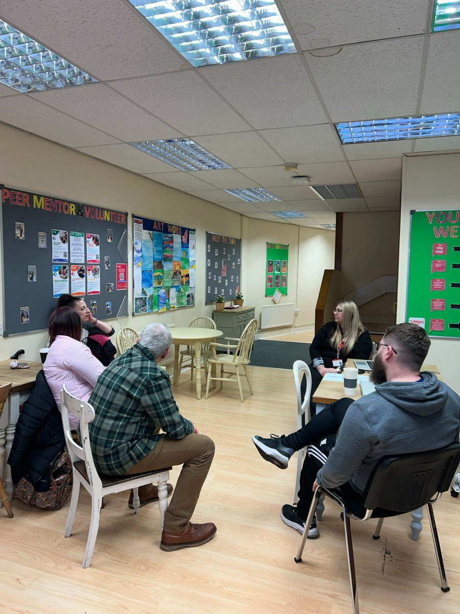 TurningPointIR's tweet photo. In support of 'World Kidney Day,' our Get Connected team organised an insightful workshop led by our Senior Nurse and Non-Medical Prescriber at our Socialicious Recovery Hub.
We thank everyone who attended the session and set goals to promote kidney health in their daily lives.🤗 https://t.co/BWC7ZjLeat