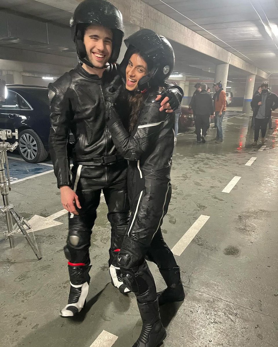 JulioPromotion's tweet image. 📹| #NEWPOST: Julio Peña en la última publicación de Instagram de Begoña Vargas durante las grabaciones de #BERLINnetflix