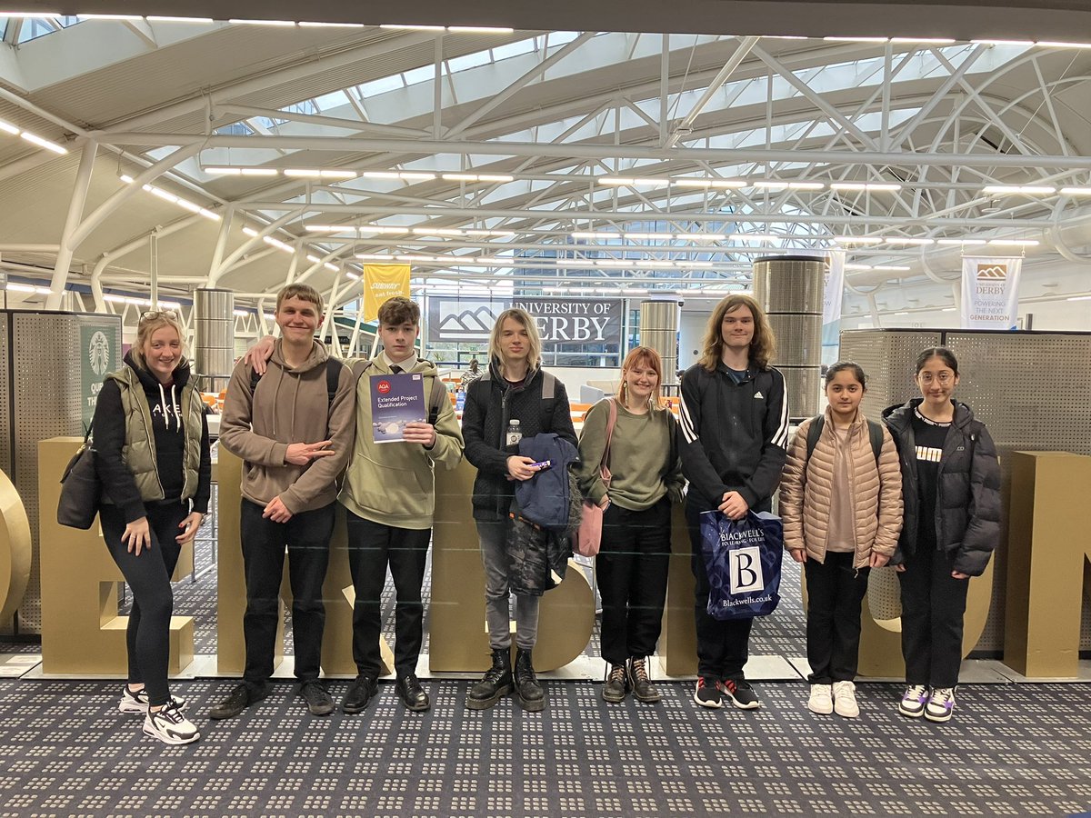 Had a fantastic day with @NieperSixthForm as a group of their Y12 students came to visit us to take part in our Think, Reflect, Succeed event, building skills for their EPQ’s and their transition to University. #WideningAccessDerby