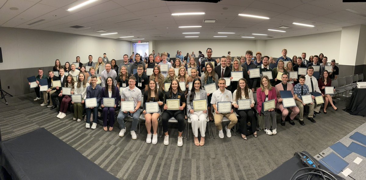 Congratulations to our majors of the year‼️😃 #SHAPECleveland 

The future of our profession is so bright