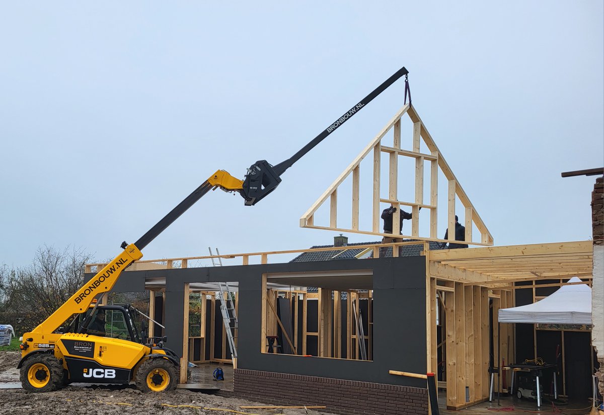 BronBouw tweet media