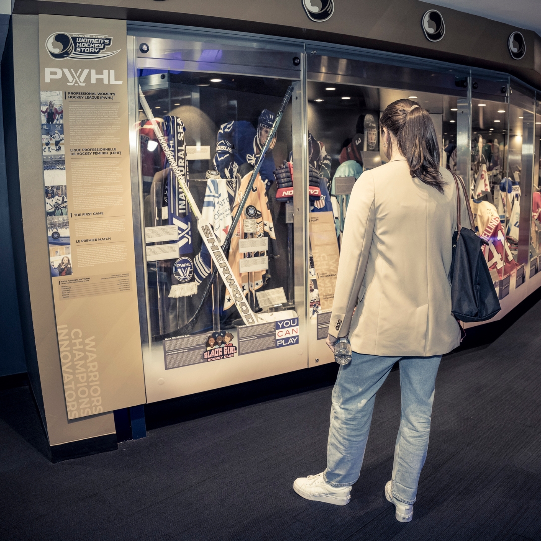 HockeyHallFame's tweet photo. Thank you to @pwhl_toronto stars @MaggieConnors9 &amp; @katbt617 for stopping by the Hall yesterday to meet with fans. We wish you the best of luck with the rest of your historic season.🏒⭐️

Be sure to take advantage of our extended hours! Plan your visit 👉 https://t.co/krpDUwrAoP https://t.co/ifRJvSaa6L