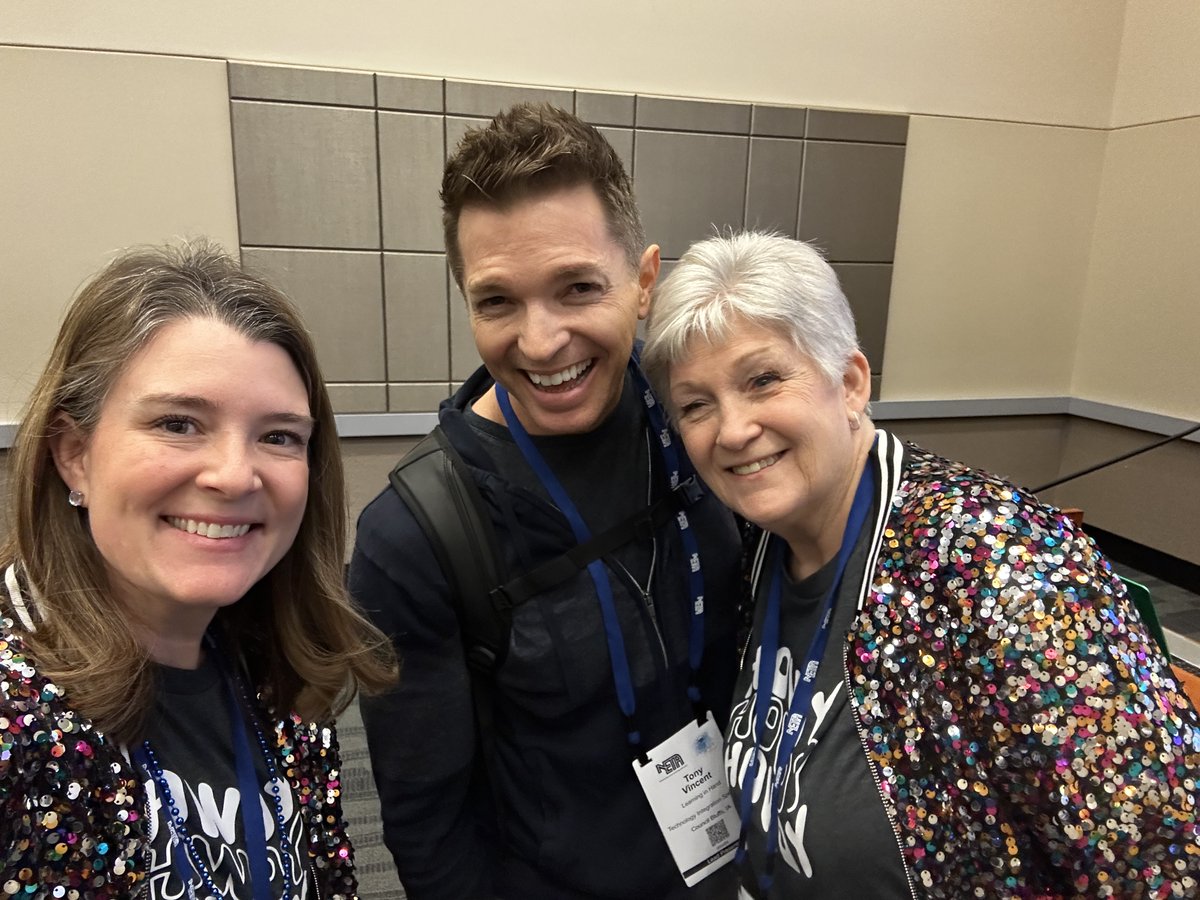 When you get to hang out with the @tonyvincent... you know its going to be an AWESOME day! So glad to see you at NETA, friend! #NETA #yourNETA @corderj @yourNETA