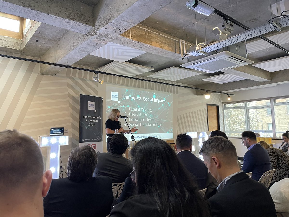 verbo_app's tweet image. We are here at the @DigiLeaders awards! Great to hear from so many inspirational speakers
#DigiLeaders #ImpactAwards