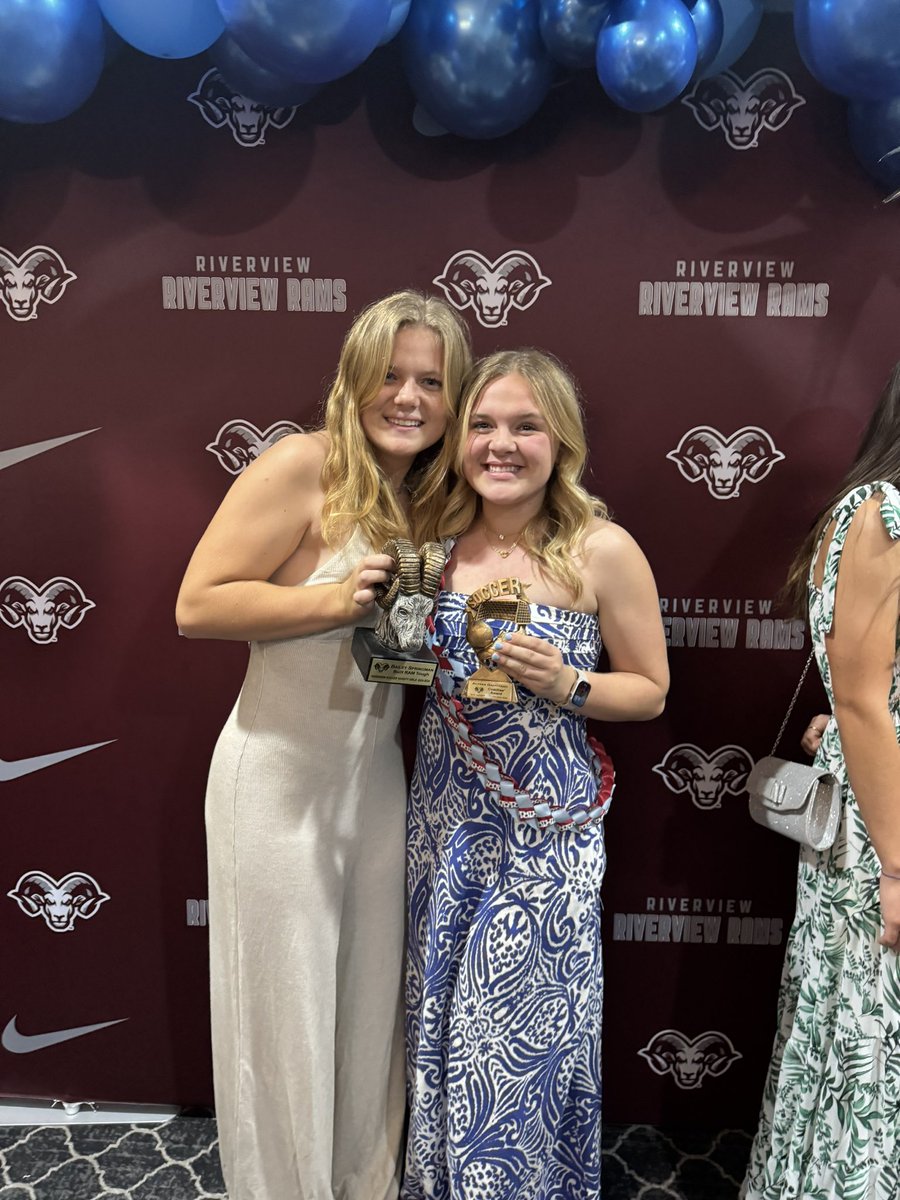 BaileySpringman's tweet photo. Great way to end high school soccer season with a district win! Thank you to my coaches for selecting me for the ram tough award and my teammates for an awesome season! I also earned the scholarship athlete award with a 4.0 gpa (unweighted).🐏🐏⚽️ https://t.co/h0BQLyW6Vv