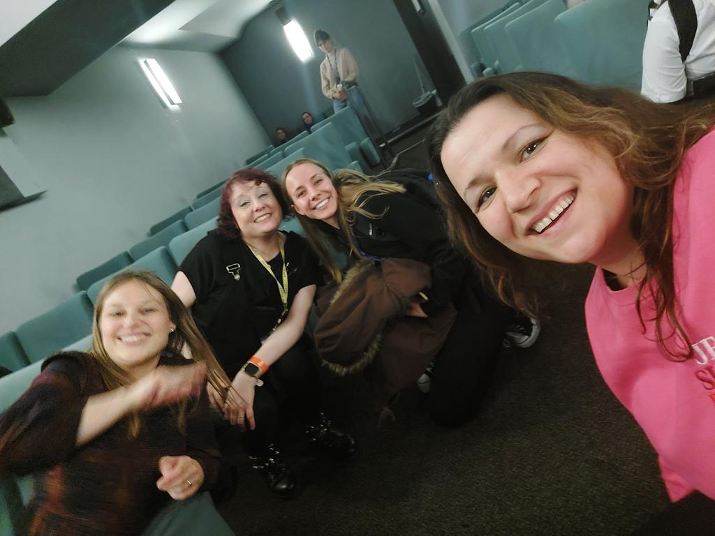 Maria George tweet media