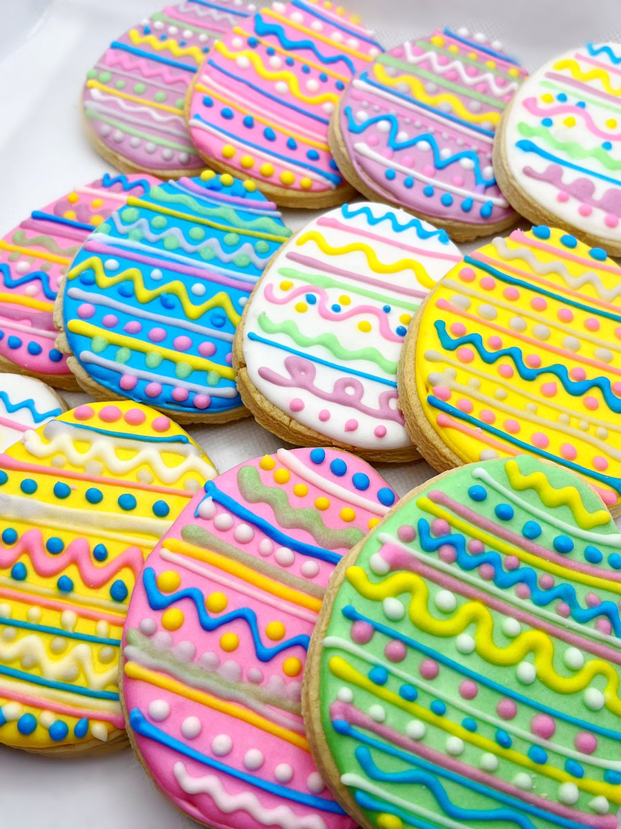dulce_tempo's tweet photo. Huevos de pascua de galleta decorada !!!! Increíbles #LoveIsBlind #egghunt #pascua https://t.co/ajTSoslrSp