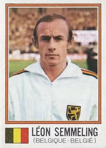 RogerTheShame's tweet photo. Décès du P’tit Léon, une légende du @Standard_RSCL.

#Semmeling en chiffres :

🥇5 x champion de Belgique (61, 63, 69, 70, 71)
🏆 2 x vainqueur de la Coupe (66, 67)
🇧🇪 35 x international belge 
🥉 3ème à l’Euro 1972
🔴 449 matchs avec le #Standard 
⚽️ 75 buts (2 avec la 🇧🇪) https://t.co/UgLPX1nxuf