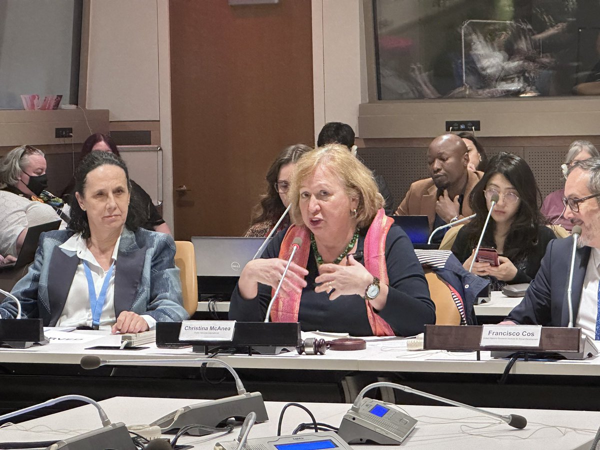 Public Services International @psiglobalunion.bsky (@psiglobalunion) on Twitter photo Care work must be seen for what it is - a skilled complex demanding job. We must shift responsibility for providing it from individuals (mostly women) to the State. <a href="/cmcanea/">Christina McAnea</a> <a href="/unisontheunion/">UNISON - UK's largest union</a> #UNCSW68 #PublicCare Care work must be seen for what it is - a skilled complex demanding job. We must shift responsibility for providing it from individuals (mostly women) to the State. <a href="/cmcanea/">Christina McAnea</a> <a href="/unisontheunion/">UNISON - UK's largest union</a> #UNCSW68 #PublicCare