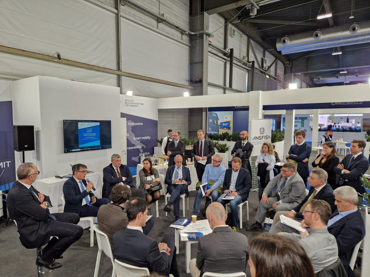 M.Chinni tweet media