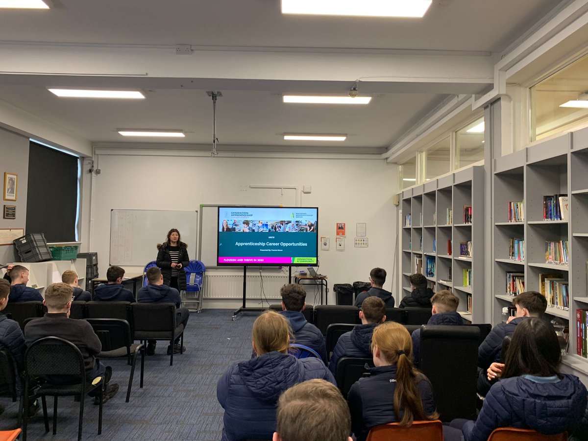 Thank you to Yvonne Moran from the GRETB for today’s Apprenticeship Talk. Our Leaving Cert. students absorbed a wealth of information from it! It was extremely engaging & informative @PCHParents. @PresHeadford @GRETBOfficial