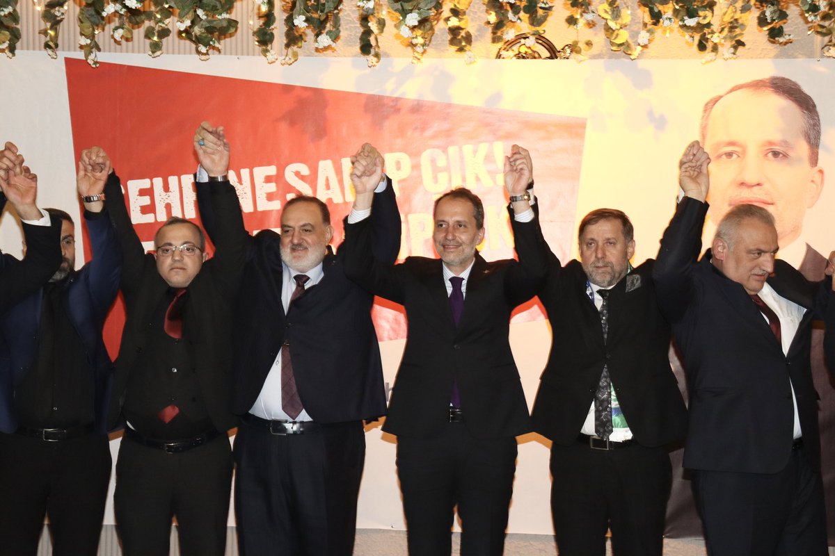 📍Rize 

Genel Başkanımız Dr. Fatih Erbakan’ın katılımıyla düzenlediğimiz iftarda coşku üst düzeydeydi. 

Belediye Başkan Adayımız Cemil Çolak ve Milli Görüş kadroları 1 Nisan sabahı yönetimi devralmaya hazır. 👍