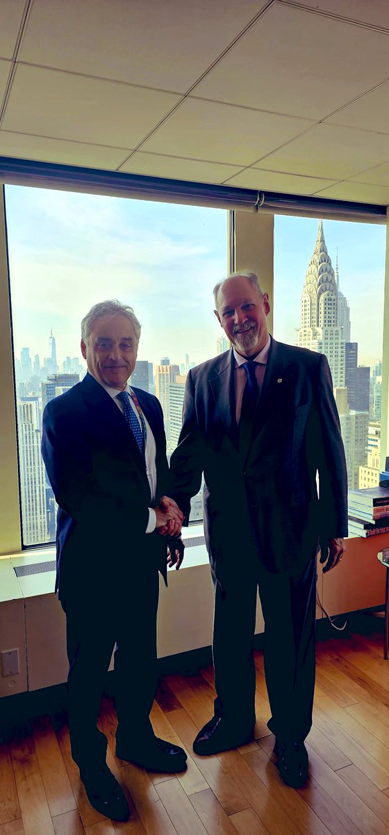 Pleased to meet with Amb. Ricardo Lagorio, 🇦🇷 PR to the UN & congratulate him on his appointment. Insightul exchange on many issues at the top of the 🌎agenda, with a focus on 🇮🇹 -Argentina solid ties & coop. towards strengthening global governance, including reform of 🇺🇳 #SC