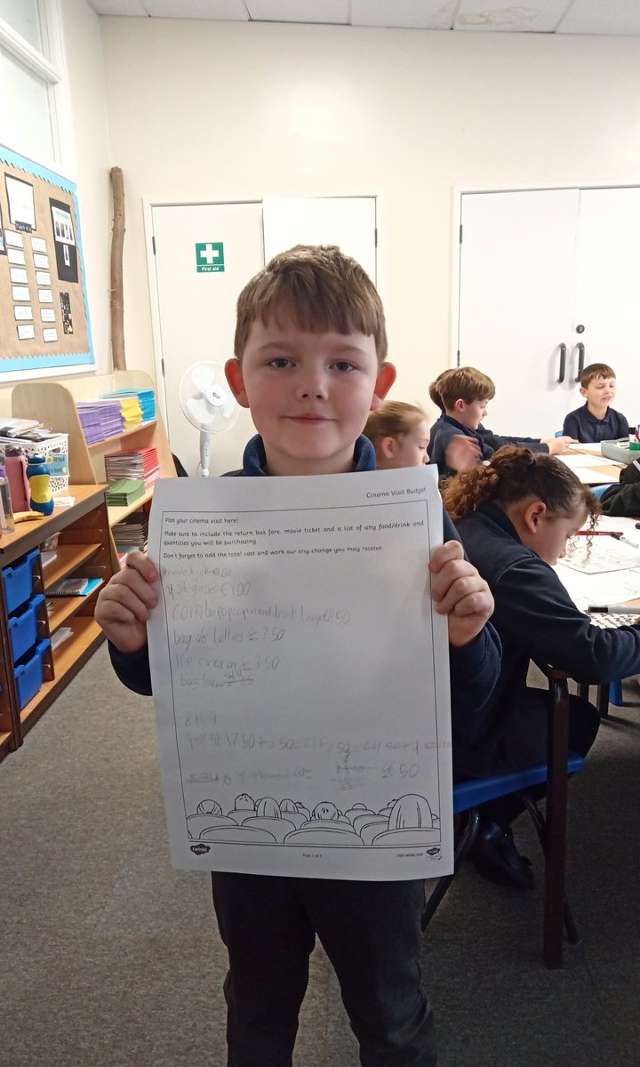 Miss Hobson tweet media