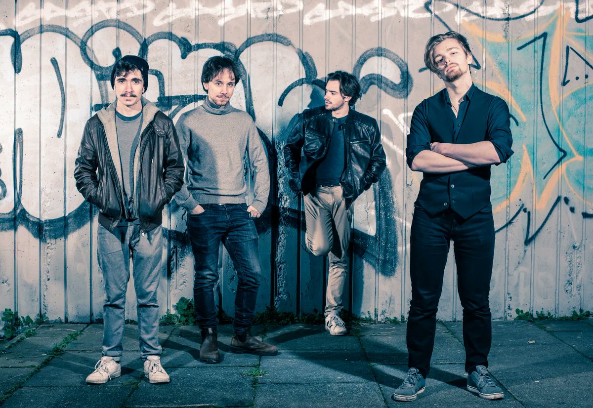 Kick Pistol tweet media