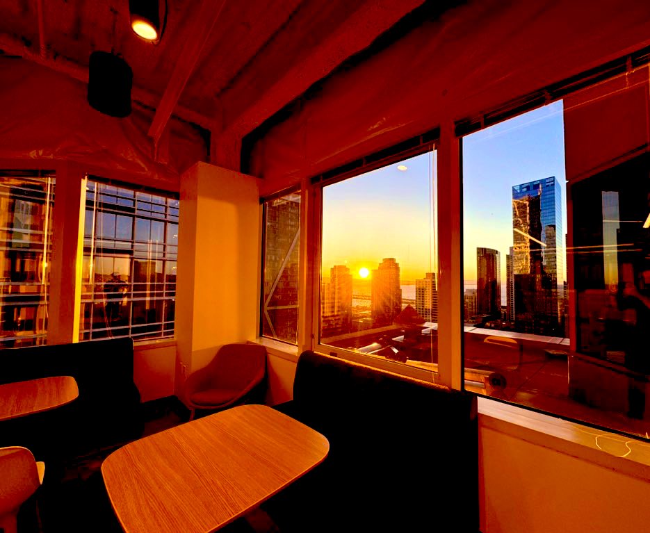 rauchg's tweet photo. Offices are underrated https://t.co/zpT0Iv2LPl