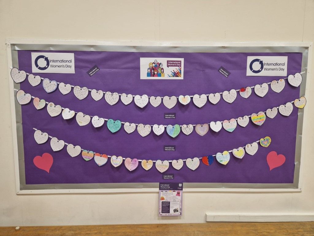 RawmarshSP's tweet image. To celebrate International Women’s Day 2024, Year 5 and 6 were invited to write about the women who inspire them. 🤩

Thanks to Mrs Hudson and Mrs Elvidge, their work has been transformed into a beautiful display for the whole school to read in the hall. 💜🥰