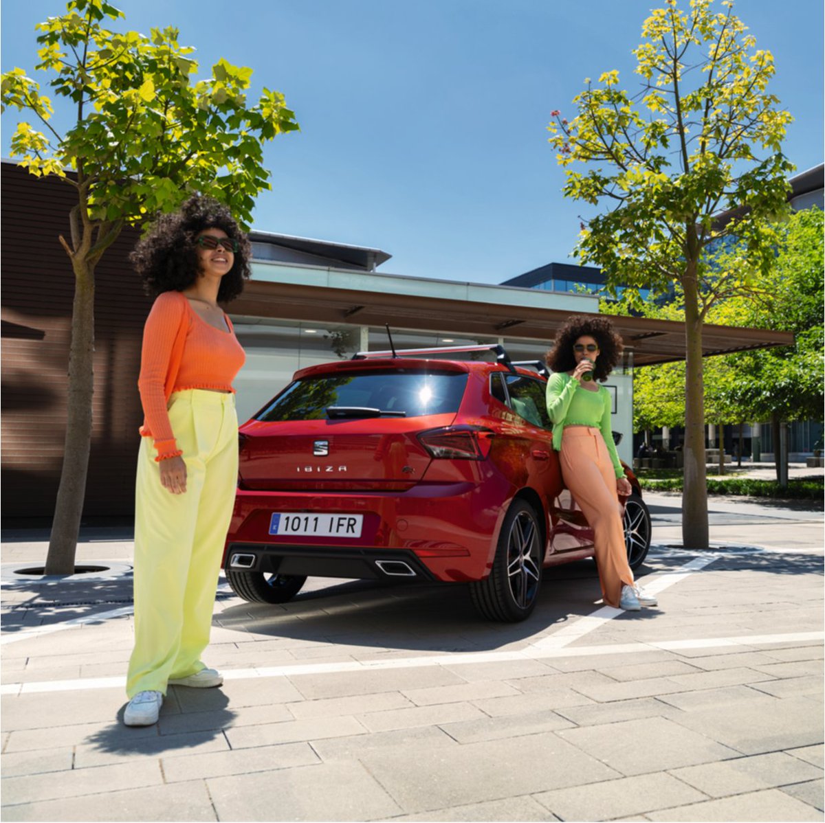 Este es tu año...
Si estrenas "L" en 2024, estrenas SEAT 🩷.
Porque ahora al llevarte tu SEAT, también te llevas 700 €* de descuento adicional si te has sacado el carnet este año.
¡Aprovecha ya esta oferta! 👇

i.mtr.cool/njfdlkhtzo