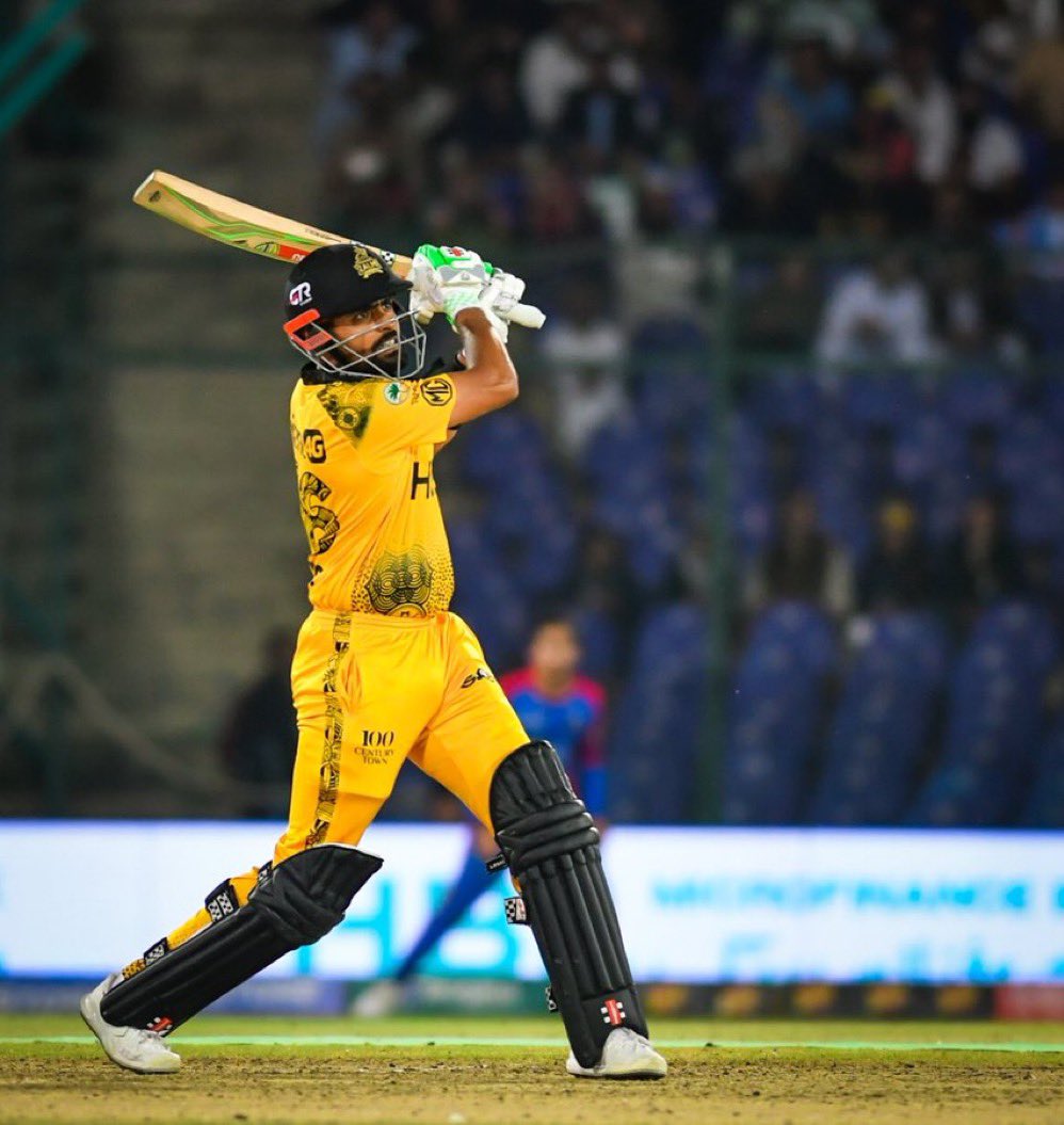 JagDesh54's tweet photo. "Not a t20 player" completed his 1000 runs in just 21 innings. 
#BabarAzam𓃵 #PSL9 https://t.co/0MAsiGNNTG
