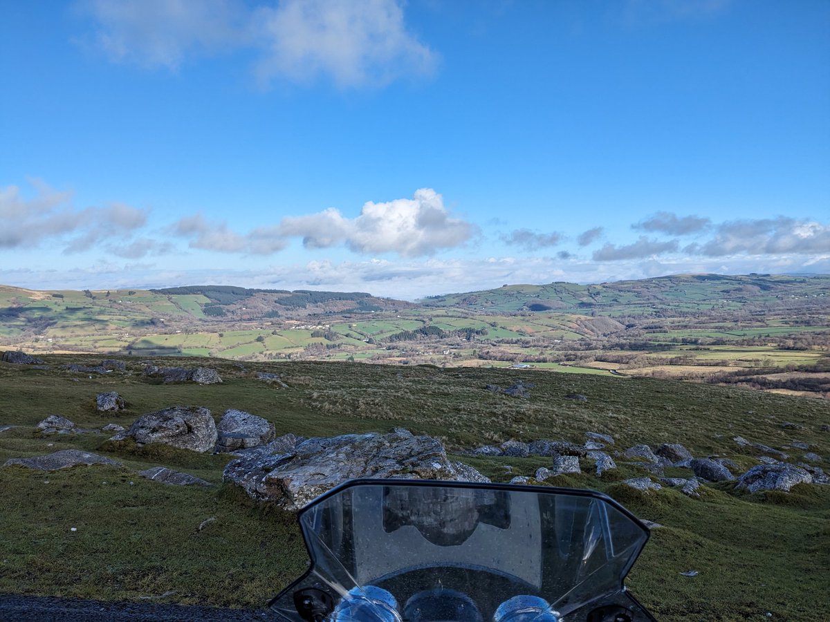 BeaconsTrikeTrs's tweet photo. @Ruth_ITV @itvcoastcountry This is the view we missed😎 https://t.co/3jBiAnJ1hk