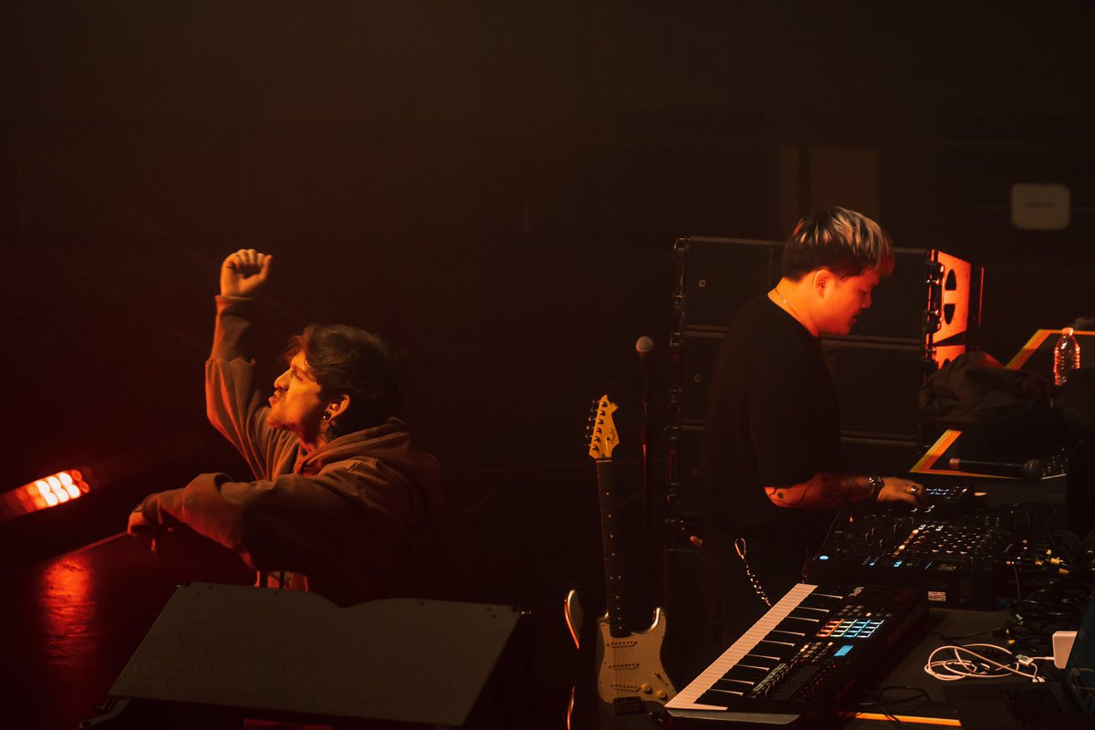 shotbyrondo's tweet photo. Dab The Sky. ❤️ two of my favorite artist of all time. @iamdabinlee @SaidTheSky 

@getluckyslc @VolumeUtah https://t.co/kaP35JRc3n