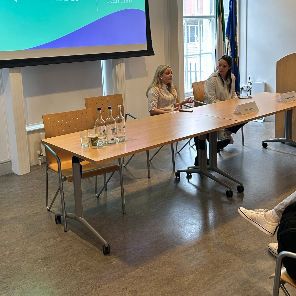 Great day here at Europe House for The European Skills Academy, in collaboration with @emireland and @youngeuromove 🇪🇺 Our panel discussed a wide range of topics- from career opportunities in the EU and traineeships to speaking on the upcoming European Elections! #UseYourVote