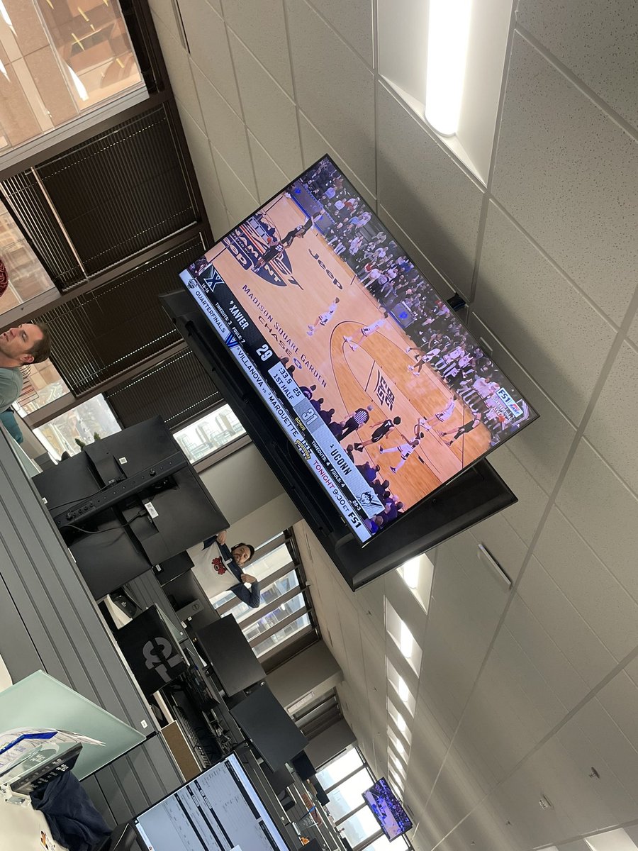 We support <a href="/XavierMBB/">Xavier Basketball</a> here at <a href="/IEL_LLC/">iel_llc</a>    ⚔️ Except for my co-worker in the back…