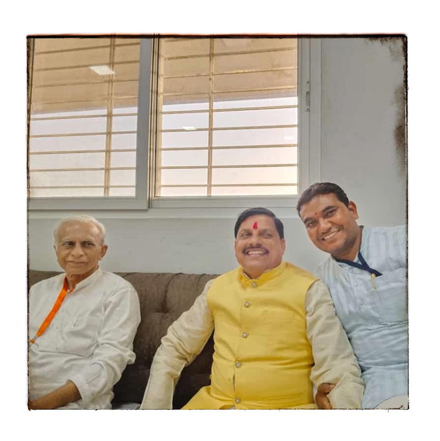 Ravindravarma_'s tweet photo. 🚩🚩🚩 माननीय मुख्यमंत्री डॉ. मोहन यादव ने क्रांतिसूर्य टंट्या भील विश्वविद्यालय खरगोन एवं क्रांतिवीर तात्या टोपे विश्वविद्यालय गुना का डिजिटल शुभारंभ किया

खरगोन जिले के 557 करोड़ रुपए के विकास कार्यों का किया लोकार्पण https://t.co/ZhzdBln42v