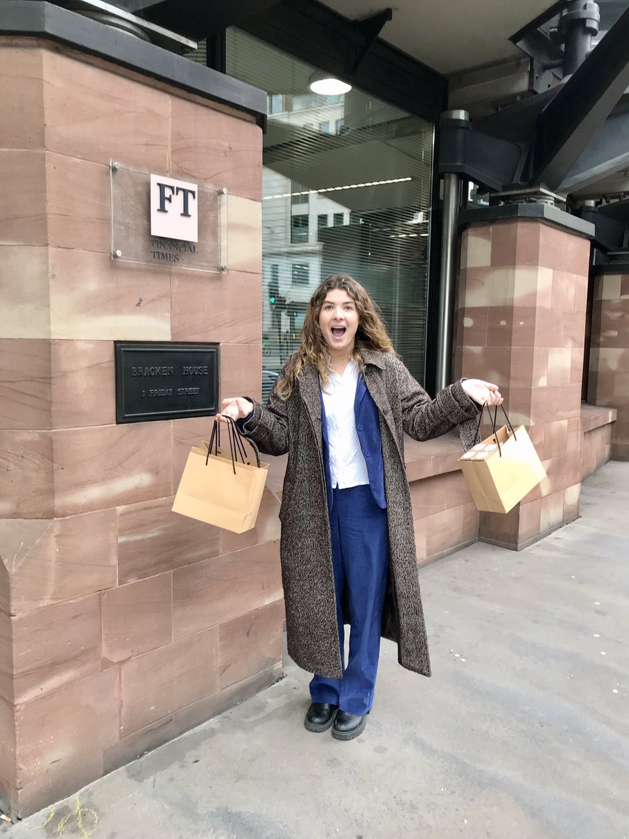 TeamspiritGroup's tweet photo. We've been buzzing around London today, delivering some sweet treats to journalists across the capital π°π― #AgencyLife #PublicRelations #DeskDrop https://t.co/rOvegF0pnb