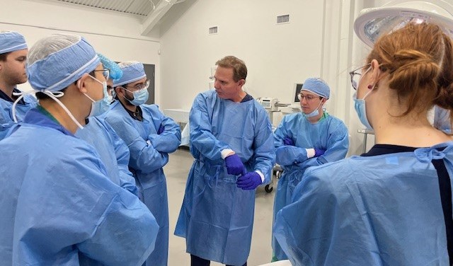 bsc_urology's tweet photo. Great turnout at last weekend's Prosthetic Urology Institute Fellows Course! 20+ attendees gained additional exposure to ER and male SUI techniques through didactic and hands-on training. Thanks to faculty Drs. Granieri, Kaufman, Knoll, Rozanski, &amp; Terlecki and all who joined us! https://t.co/6ICndTBBb9