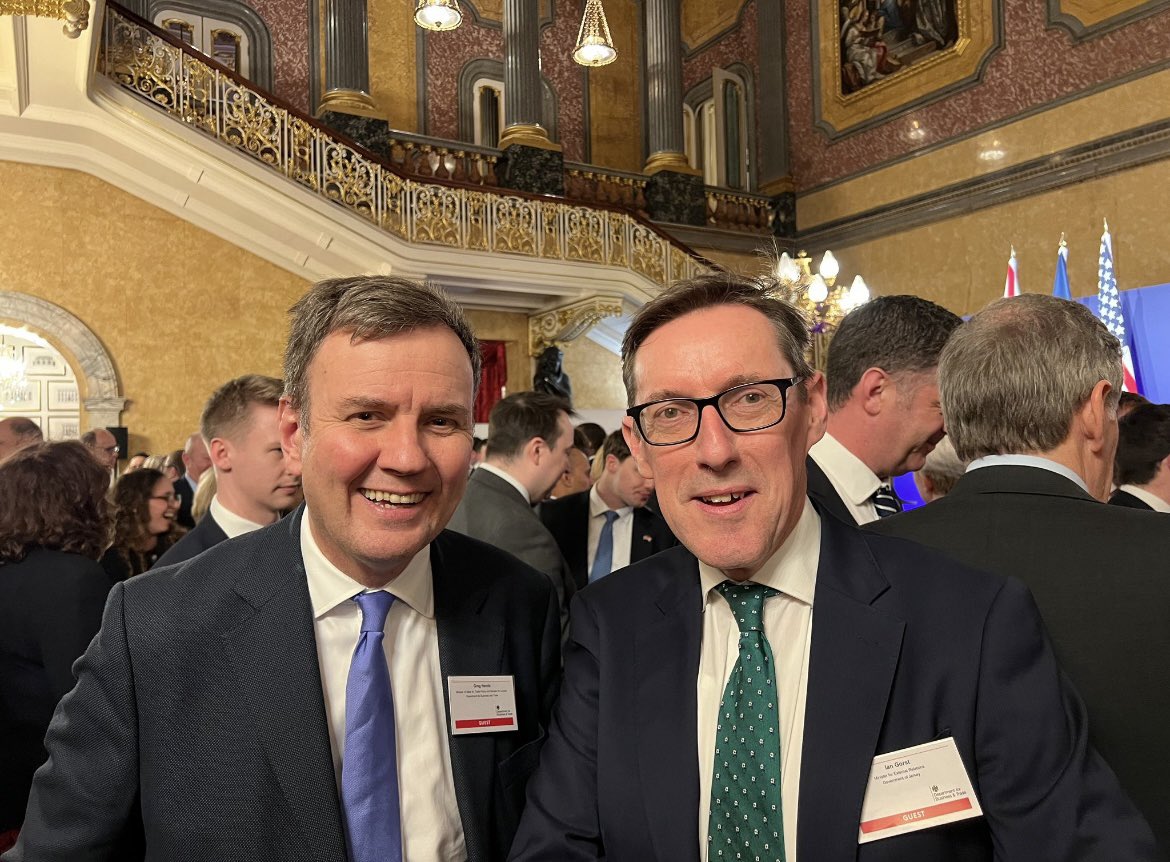 Ian_Gorst's tweet photo. I was delighted to attend an event last night to mark the signing of a UK trade pact with the State of Texas - the second largest US State by size of economy. Great to catch up with Business &amp; Trade Secretary  @KemiBadenoch, Trade Minister @GregHands &amp; the Governor @GovAbbott https://t.co/uwBZvG52UB