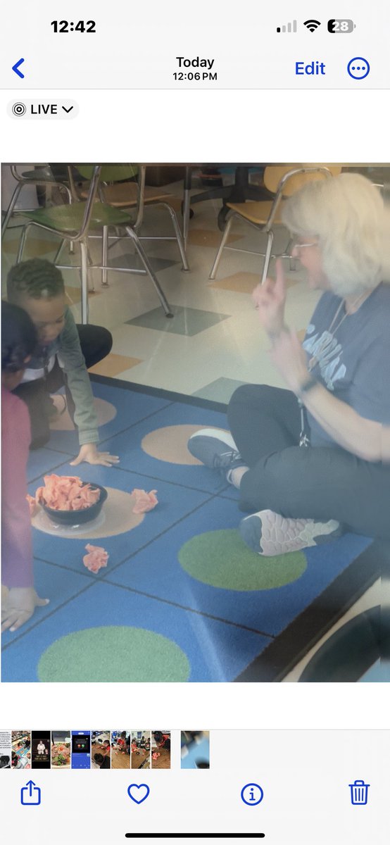 MrsAdamsEdu's tweet image. @BrentwoodMESE  Working on partners of 10 basketball style in @sandy_cash K class today! Thanks for letting me shoot some hoops 🏀🐑 #learningshouldbefun