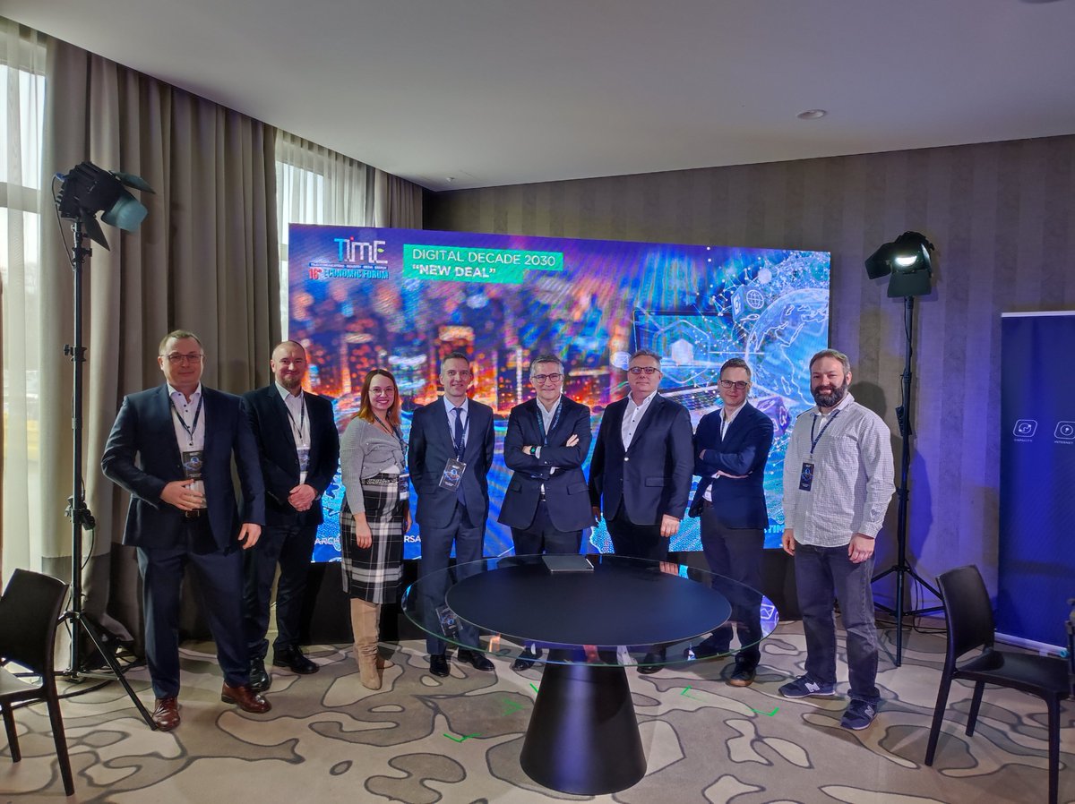 Cellnex Poland tweet media