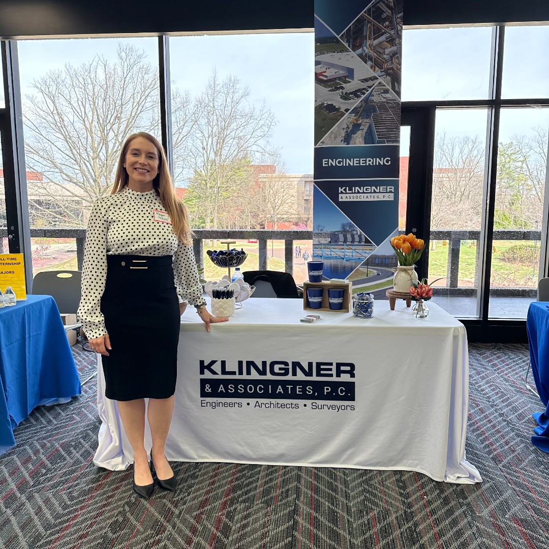 Megan Peters is at <a href="/siue/">Southern Illinois University Edwardsville | SIUE</a> today for their Spring Career Fair! Find us in the SIUE Morris University Center until 2:00pm!

Explore our current job openings: bit.ly/WorkWithKlingn…
