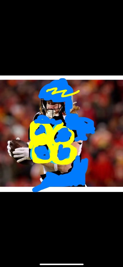 Rumors Hayden Hurst headed to LA Chargers 👀👀👀 @RapSheet - hurst finds a new home. First look in new uni. Art credit @flood35_