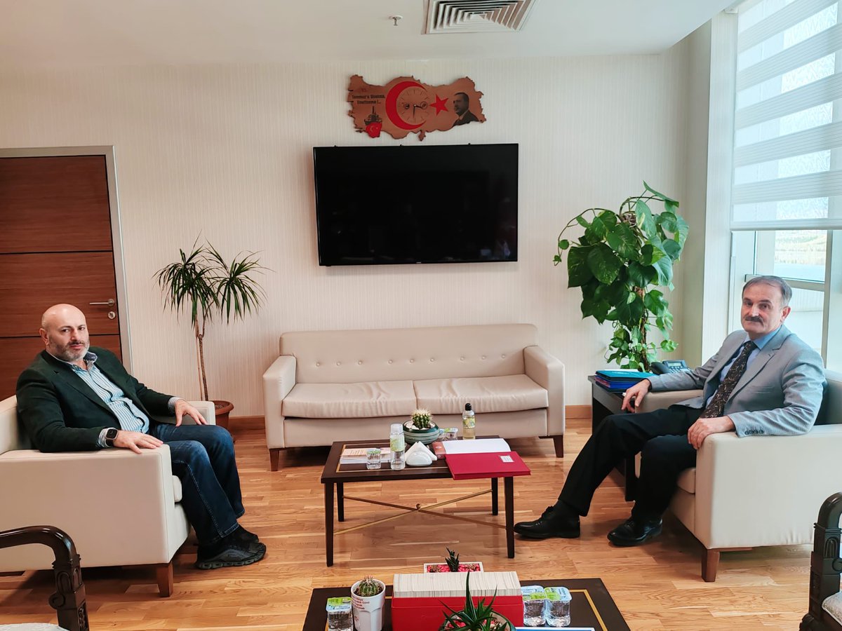 ÇEM Genel Müdürümüz Nurettin Taş’ı ziyaret ederek, 23 Mart Cumartesi Günü, Orman Genel Müdürlüğü Yerleşkesi Konferans Salonu’nda gerçekleştirilecek olan 50. Olağan Genel Kurulumuza davet ettim.

Nazik ve kıymetli ev sahiplikleri için teşekkür ediyorum.