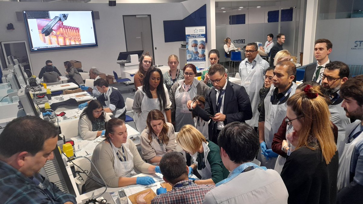 A tradition of our IBD course is the amazing Prof @GabrielaMoslein doing a live demonstration of the continent ileostomy