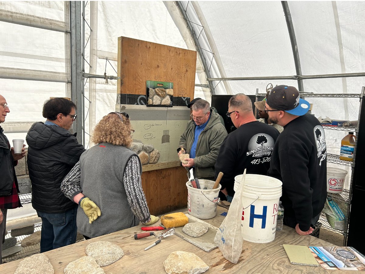 We had another great group of students for our Certified Thin Stone Veneer Installer Class. Thanks to everyone who took the time on this beautiful day to attend!

#stoneinstallation #diy #stonemasonry #stoneveneer