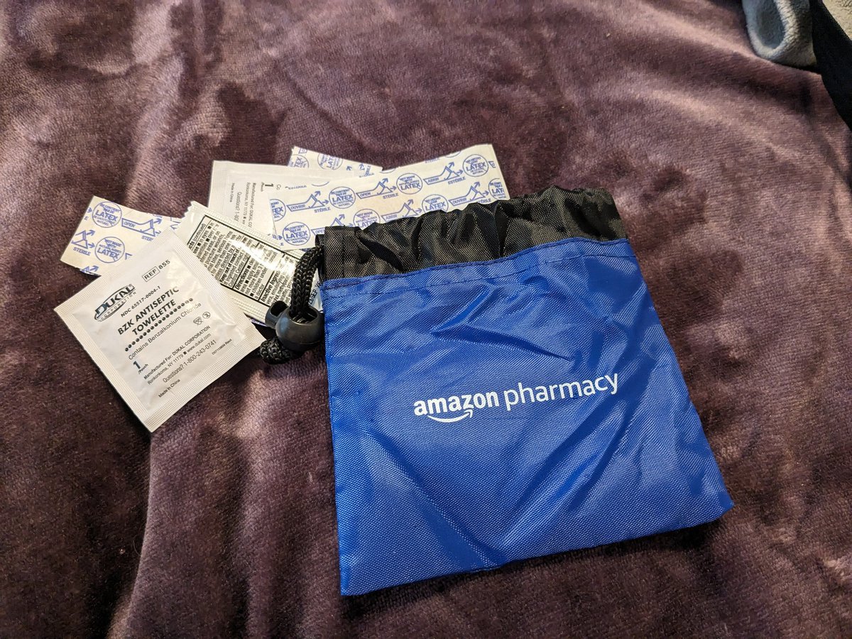 sharkb8t's tweet photo. My blistered heels thank you #amazonpharmacy
Add 2 PCs mole tape 😁
@amazon https://t.co/FoFVRyCc1M