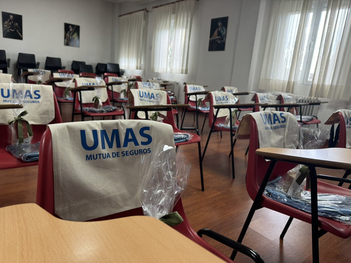 Nuestro equipo comercial ha tenido un encuentro en Toledo, para formarse y potenciar el trabajo en equipo. Afrontamos con muchas ganas esta nueva etapa llena de ilusion y de retos.#unidossomosmas #crecemosjuntos #sumatranquilodad #umas #seguros #mutua