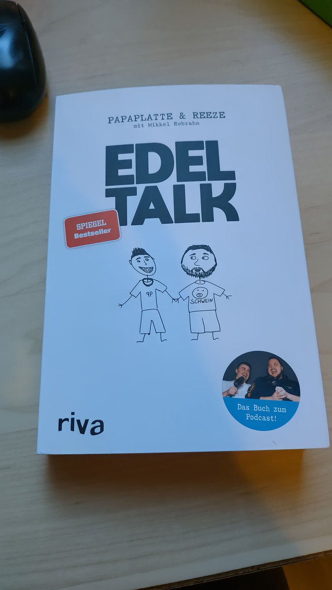 reteP92's tweet photo. @Jst_Bor Ich höre #Edeltalk.
Früher auf #Spotify, aber seitdem ein Videopodcast davon gibt, auf #YouTube.
Ich habe sogar das Buch zum Podcast bestellt und gelesen. https://t.co/beOVqhq7pX