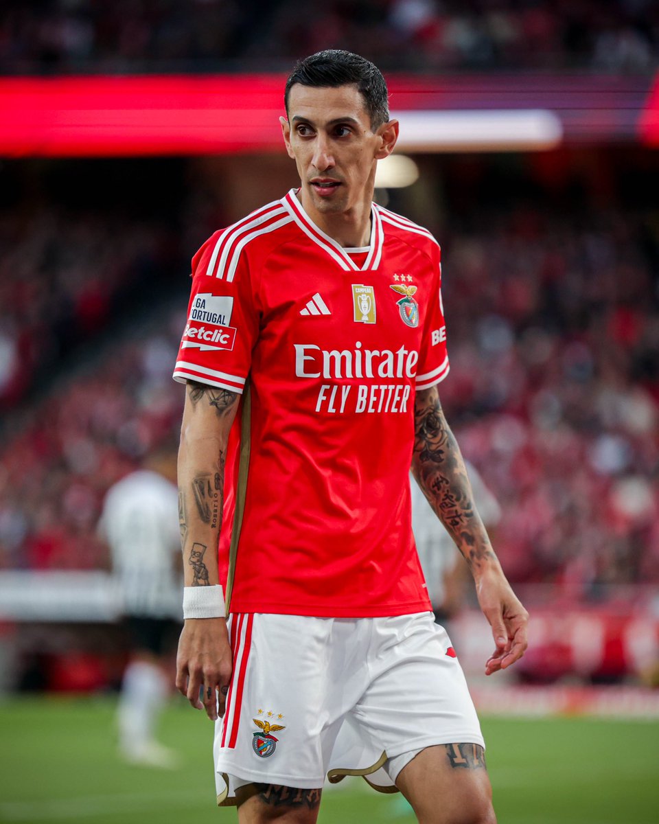 MateoArt_'s tweet photo. Toulouse aller : double buteur. ⚽️⚽️
Rangers aller : buteur et provoque le csc des Rangers. ⚽️
Ranger retour : Passeur décisif. 🎯
🗿🗿🗿
#UEL #RFCSLB https://t.co/kKPIA86lmo