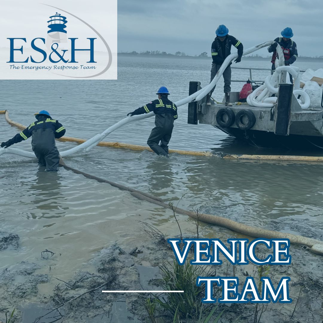 ESH_Consulting's tweet photo. Our Venice team getting the job DONE! All hands on deck!🔥
#ESandH #EmergencyResponse #teamwork #safety #industrialservices #hydroblasting #transportation #disposalservices #decontamination

☎ES&amp;H 24/7 Emergency hotline: (877) 437-2634 https://t.co/BploYMl5S9