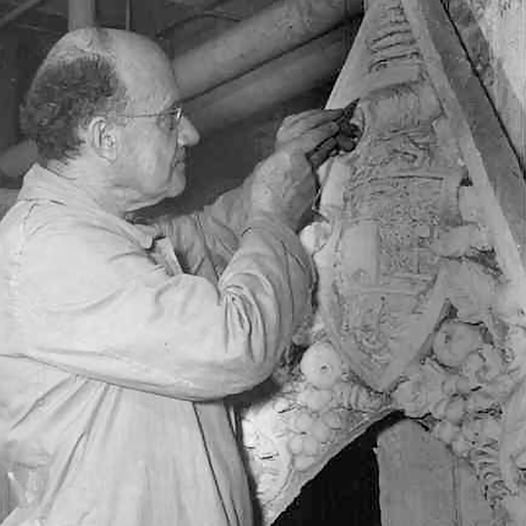 1/2 Cléophas Soucy, born in Quebec City in 1879, was a master carver whose work helped shape the Parliament Building. He took over the Peace Tower project in 1927 and served as the first Dominion Sculptor from 1936 to 1950. #CanadianHistory #Art #MoisDeLaFrancophonie